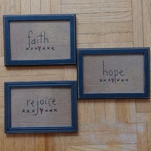 Set of inspiring wall art